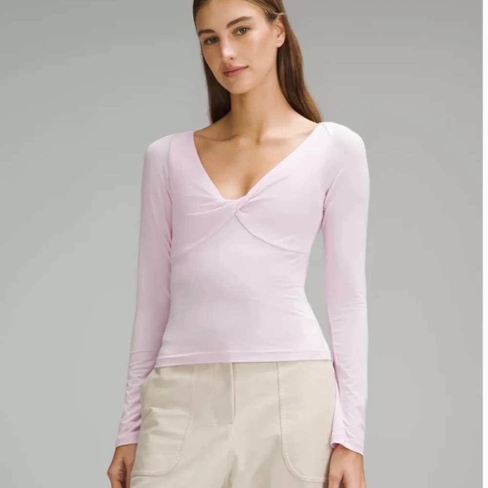 Lululemon Modal-Silk Blend V-Neck Long-Sleeve Shirt. Bone Size M NEW